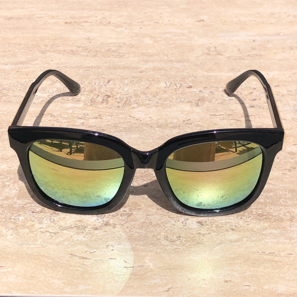Black & Pink Statement Mirror Lense Sunglasses - Picture 6 of 9